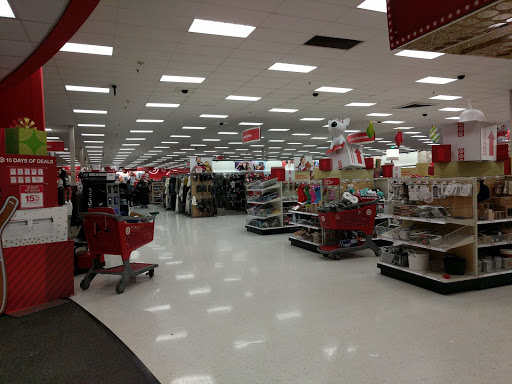 Department Store «Target», reviews and photos, 620 George Washington Hwy, Lincoln, RI 02865, USA