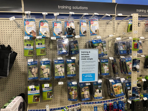 Pet Supply Store «PetSmart», reviews and photos, 1225 Industrial Rd, San Carlos, CA 94070, USA