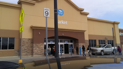 Department Store «Walmart Supercenter», reviews and photos, 5323 E Court St N, Burton, MI 48509, USA