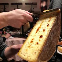 Raclette du Restaurant AROY JUNG & FROMAGE À MALICES à Bouniagues - n°2