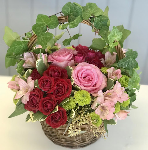 Florist «Tall Tree Floral Designs», reviews and photos, 143 Medford Ave, Patchogue, NY 11772, USA