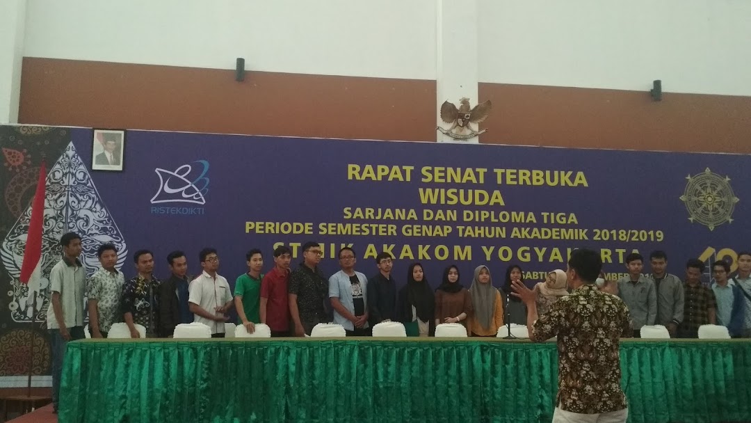 STMIK Akakom Yogyakarta