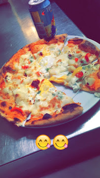 Plats et boissons du Pizzeria Milano Pizza à Ris-Orangis - n°4