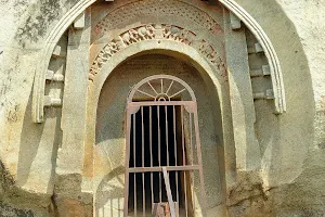 Barabar Caves image