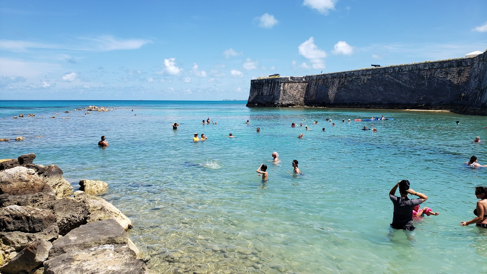 Snorkel Park Beach 🏖️ Bermuda, Bermuda detailed features, map, photos