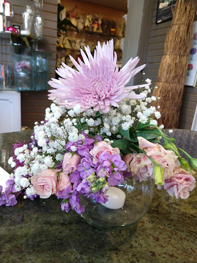 Florist «Affordable Flowers», reviews and photos, 33289 Woodward Ave, Birmingham, MI 48009, USA