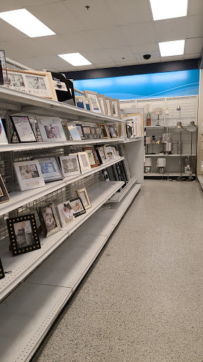 Clothing Store «Ross Dress for Less», reviews and photos, 18520 33rd Ave W, Lynnwood, WA 98037, USA