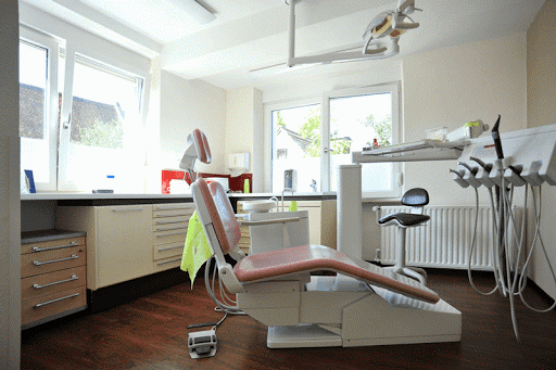 Zahnarzt V. Rolnik - Zahnarztpraxis Nürnberg