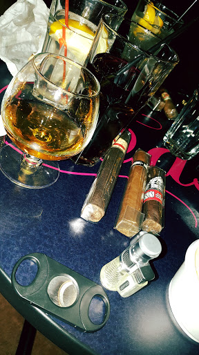 Tobacco Shop «La Casa Cigars and Lounge - Retail», reviews and photos, 1502 Randolph Street #100, Detroit, MI 48226, USA