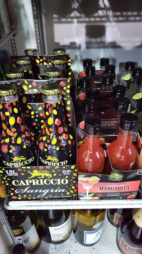 Liquor Store «Rowlett Liquor», reviews and photos, 6605 Dalrock Rd, Rowlett, TX 75089, USA