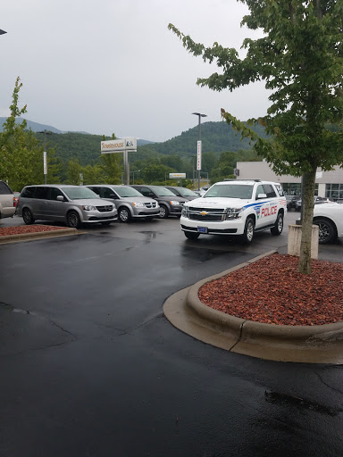 Car Dealer «Waynesville Chevrolet Buick», reviews and photos, 285 Hyatt Creek Rd, Waynesville, NC 28786, USA