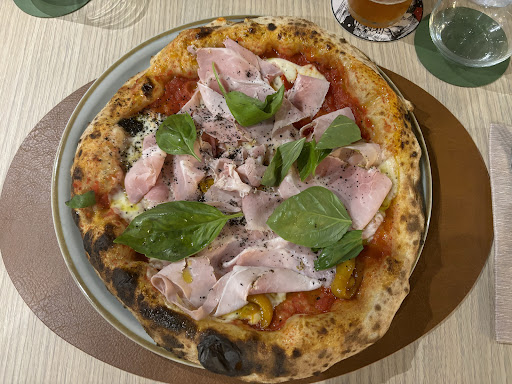 Tropp - Pizzeria e Birrificio artigianale (RISERVA TAVOLO ONLINE) in Montepaone, Provincia di Catanzaro