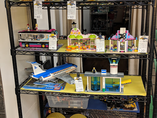 Toy Store «Bricks & Minifigs Portland», reviews and photos, 3040 NE Sandy Blvd, Portland, OR 97232, USA