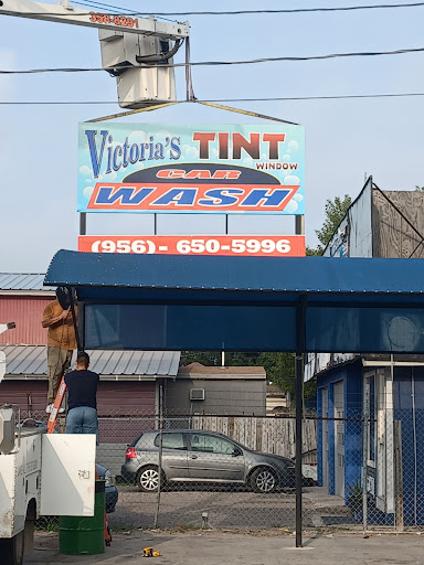 Victoria´s Tint & Wash en Alamo