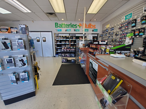 Car Battery Store «Batteries Plus Bulbs», reviews and photos, 6554 E 41st St, Tulsa, OK 74145, USA