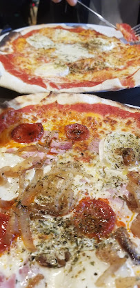 Pizza du Pizzeria La Campana à Bressuire - n°15