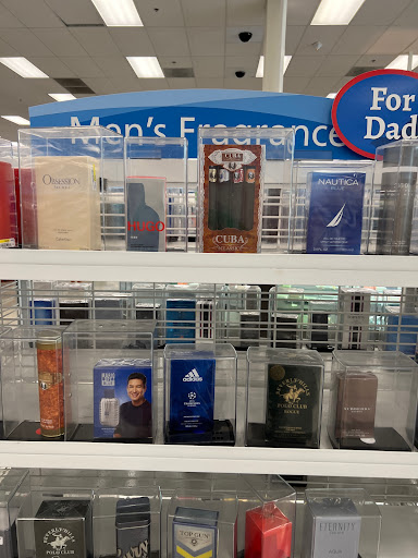 Clothing Store «Ross Dress for Less», reviews and photos, 1401 Missouri Ave N, Largo, FL 33770, USA