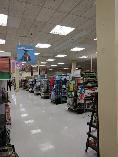 Pet Supply Store «Petco Animal Supplies», reviews and photos, 2920 Easton Ave, Bethlehem, PA 18017, USA