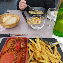 Plats et boissons du Restaurant chez tata caro à Moulineaux - n°3