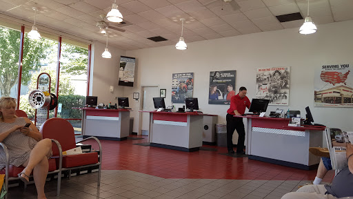 Tire Shop «Discount Tire Store - Vancouver, WA», reviews and photos, 8120 NE Vancouver Plaza Dr, Vancouver, WA 98662, USA