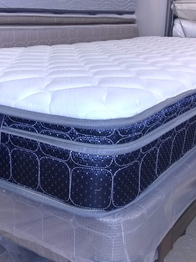 Mattress Store «Michigan Discount Mattress», reviews and photos, 24774 Crestview, Farmington Hills, MI 48335, USA