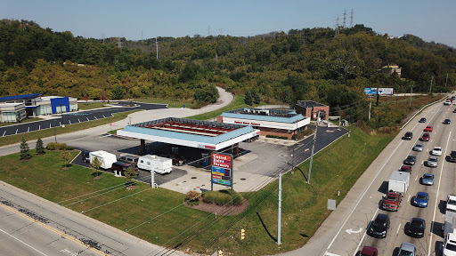 Gas Station «United Dairy Farmers», reviews and photos, 855 W Eads Pkwy, Lawrenceburg, IN 47025, USA