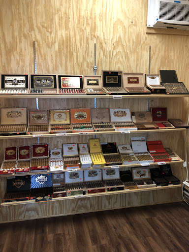 Tobacco Shop «Sunburst Smoke Shop», reviews and photos, 4325 W Bell Rd, Glendale, AZ 85308, USA