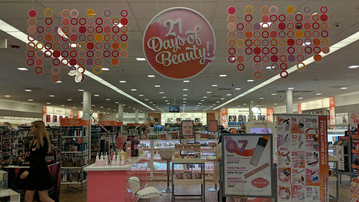 Hair Salon «Ulta Beauty», reviews and photos, 1945 W Palmetto St, Florence, SC 29501, USA