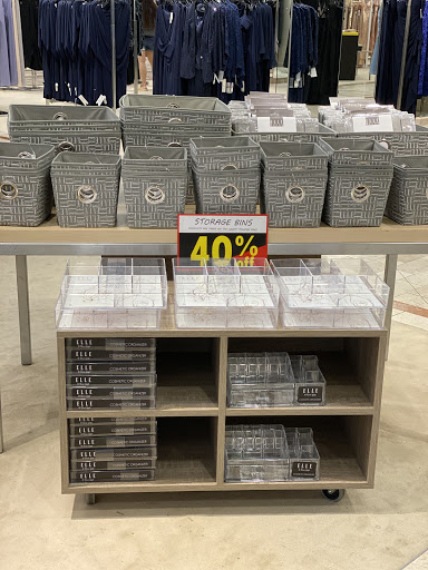 Department Store «Lord & Taylor», reviews and photos, 400 W Farms Mall, Farmington, CT 06032, USA