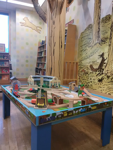 Book Store «Barnes & Noble», reviews and photos, 2051 N Federal Hwy, Fort Lauderdale, FL 33305, USA