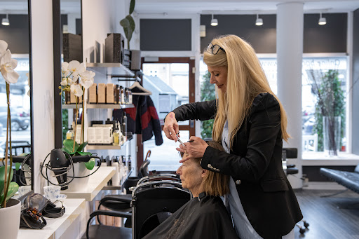 Frisør SKunstil in Vanløse, Vanløse