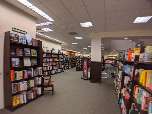 Barnes & Noble image