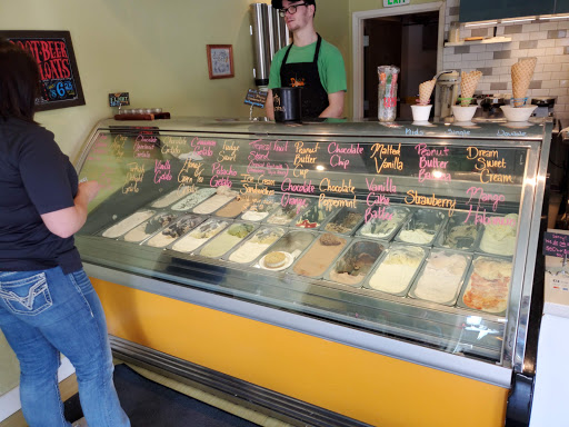 Ice Cream Shop «Living the Dream Ice Cream», reviews and photos, 1 F St, Eureka, CA 95501, USA