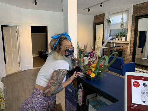 Florist «EC Florist & Gifts», reviews and photos, 224 Washington St, Brookline, MA 02445, USA