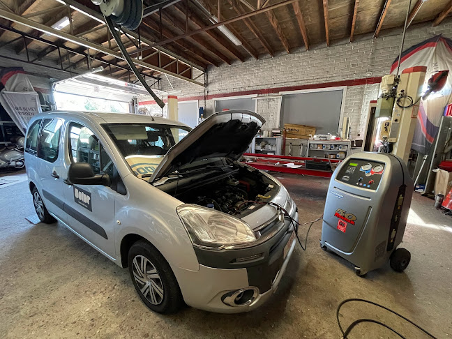 Reacties en beoordelingen van Selected Used Cars Zolder -Garage Reynders Citroën & Peugeot specialist -