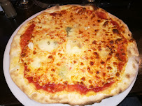 Pizza du Restaurant italien L'Auberge Calabraise à Paris - n°11