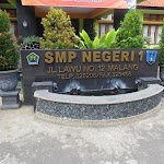 Review SMP Negeri 1 Malang