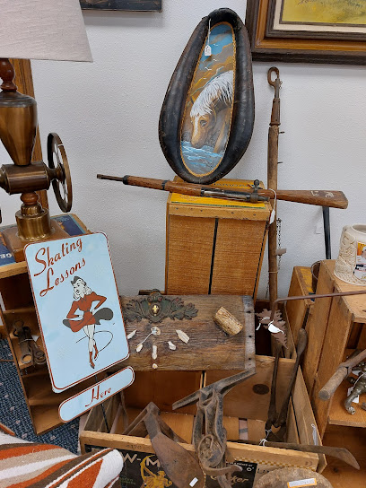 ArtisTree Antiques & More