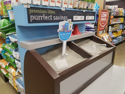 Pet Supply Store «Petco Animal Supplies», reviews and photos, 2727 Pfingsten Rd #8, Glenview, IL 60026, USA