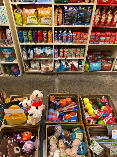 Pet Supply Store «PS9 Pets», reviews and photos, 169 N 9th St, Brooklyn, NY 11211, USA