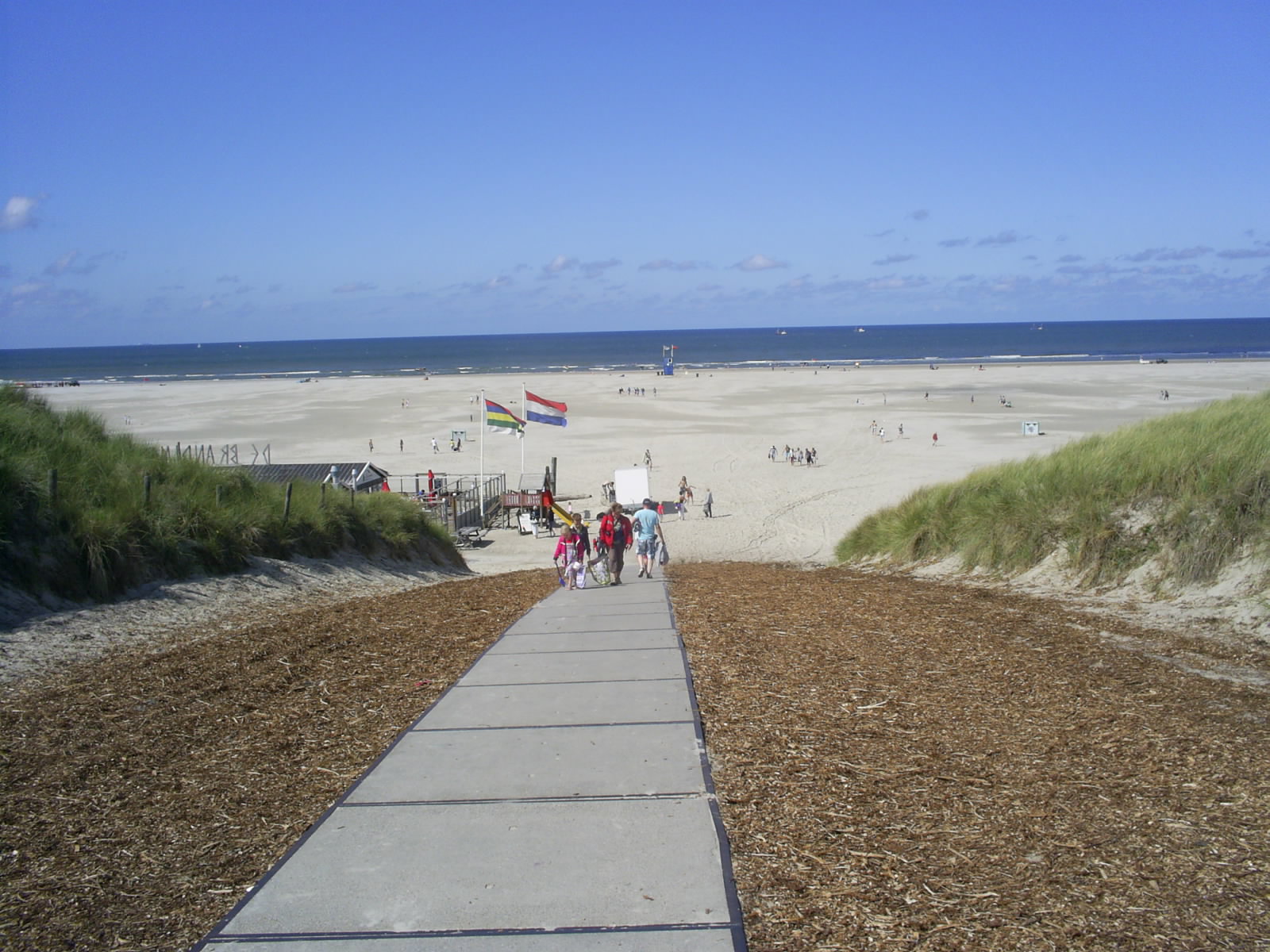 Foto av Oosterend Strand beläget i naturområde