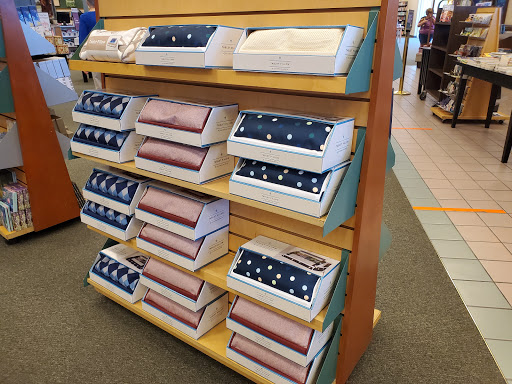 Book Store «Barnes & Noble», reviews and photos, 7685 W Bell Rd, Peoria, AZ 85382, USA