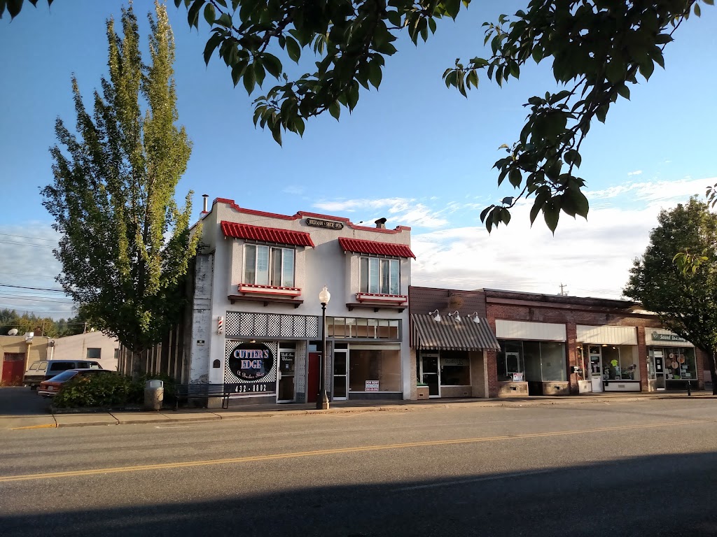 Cutter's Edge Barber Shop 98584
