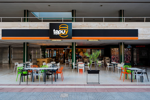 Tepuy Burger - C. Gerona, 16, 03503 Benidorm, Alicante, España