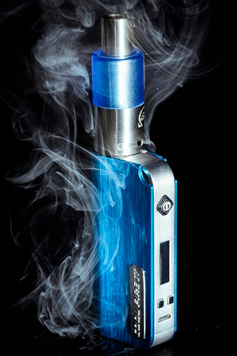 Tobacco Shop «Relax Smoke Shop», reviews and photos, 6 W 39th St, Kansas City, MO 64111, USA