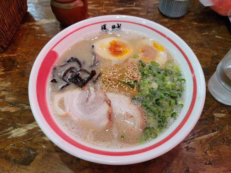 ラーメン専門店 馬賊（ばぞく）