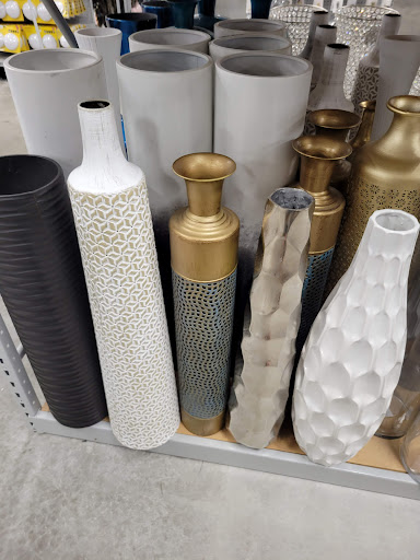 Home Goods Store «At Home», reviews and photos, 3700 S Campbell Ave, Springfield, MO 65807, USA