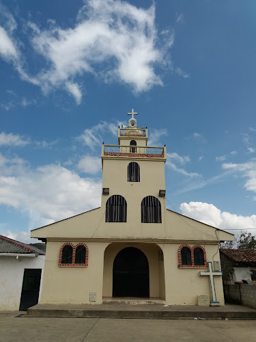 Iglesia De La Comunidad Huintul