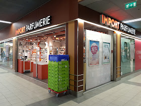 Import Parfumerie Meyrin Centre Commmercial