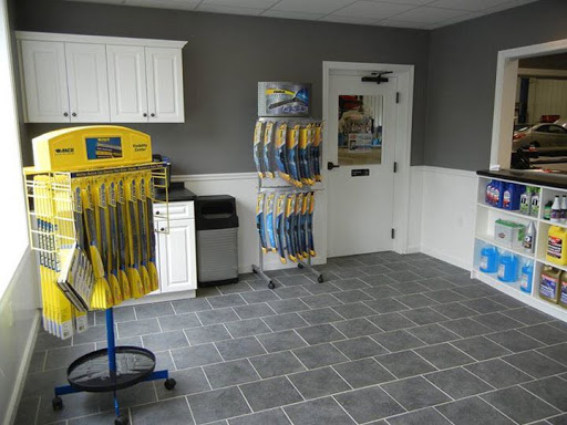 Auto Repair Shop «Modern Auto & Tire», reviews and photos, 271 Middlesex Rd, Tyngsborough, MA 01879, USA